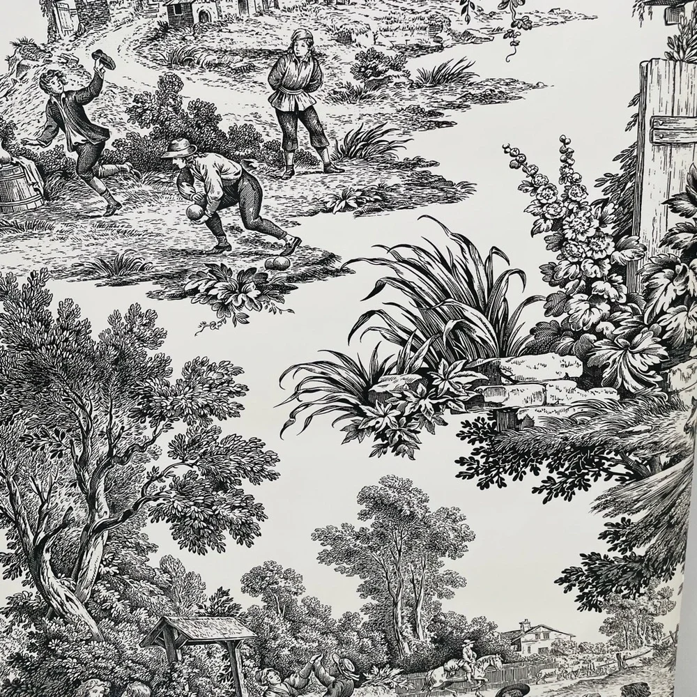 Thibaut Wallpaper and Fabric Pattern:839-T- 6654 Black and White - 1/Roll